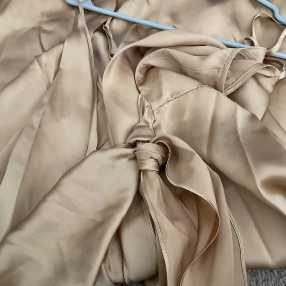 L'AGENCE Amilia Silk Dress - Picture 5 of 6